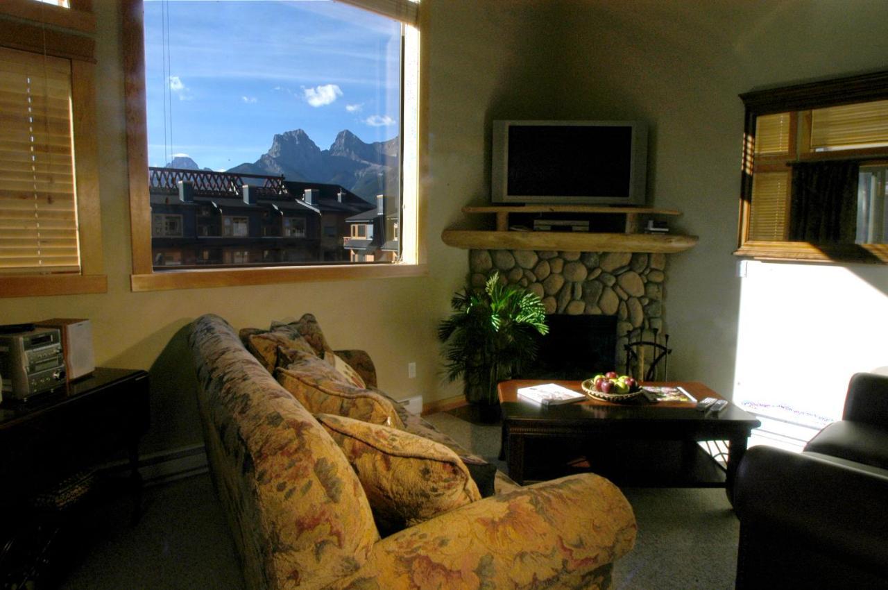 Apartment 411, Antique Heritage Canmore Exterior foto