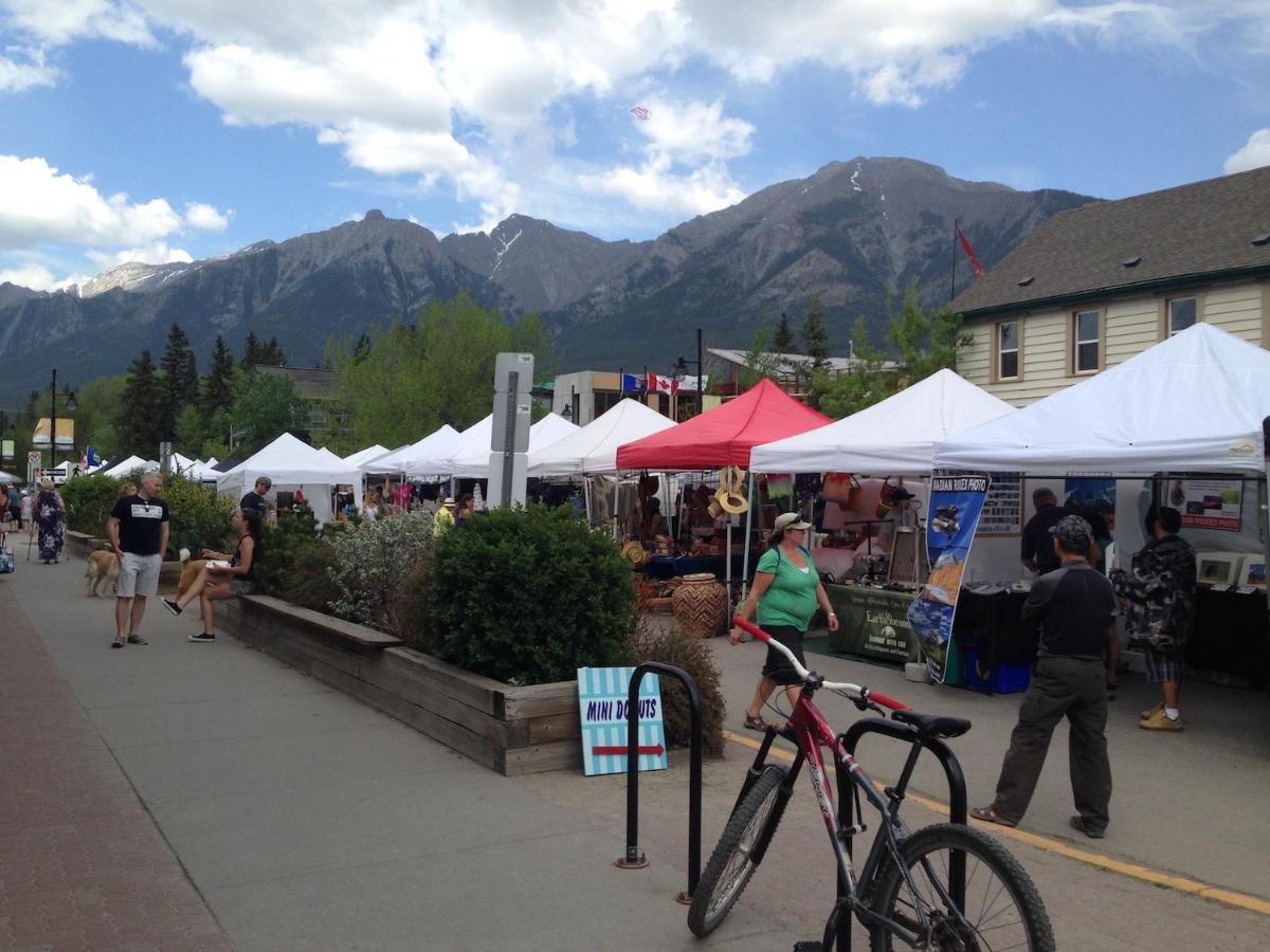 Apartment 411, Antique Heritage Canmore Exterior foto