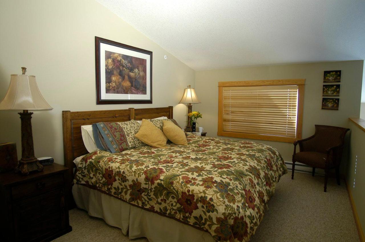 Apartment 411, Antique Heritage Canmore Exterior foto
